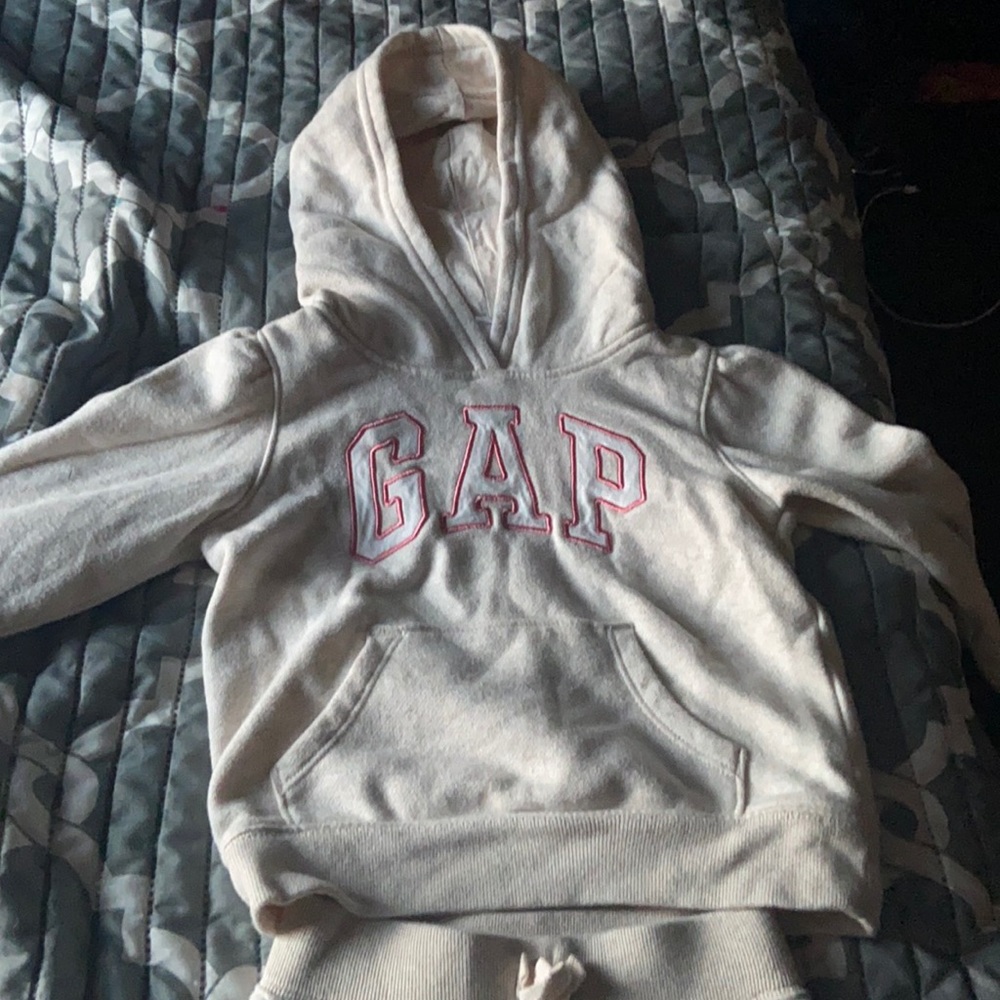Baby gap sweatshirt  sized for 2 years